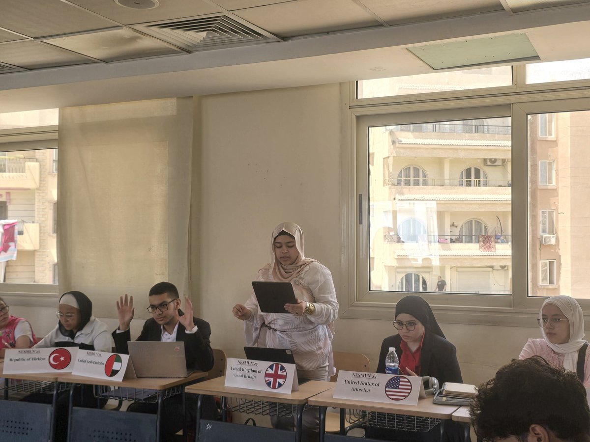 NESMUNTRTWorld's tweet photo. The delegation of the United Kingdom of Great Britain gave a magnificent speech about the displacement of Sudanese people!
@NesMUN_Press 
#UNHRC https://t.co/y94m7dQ5mL