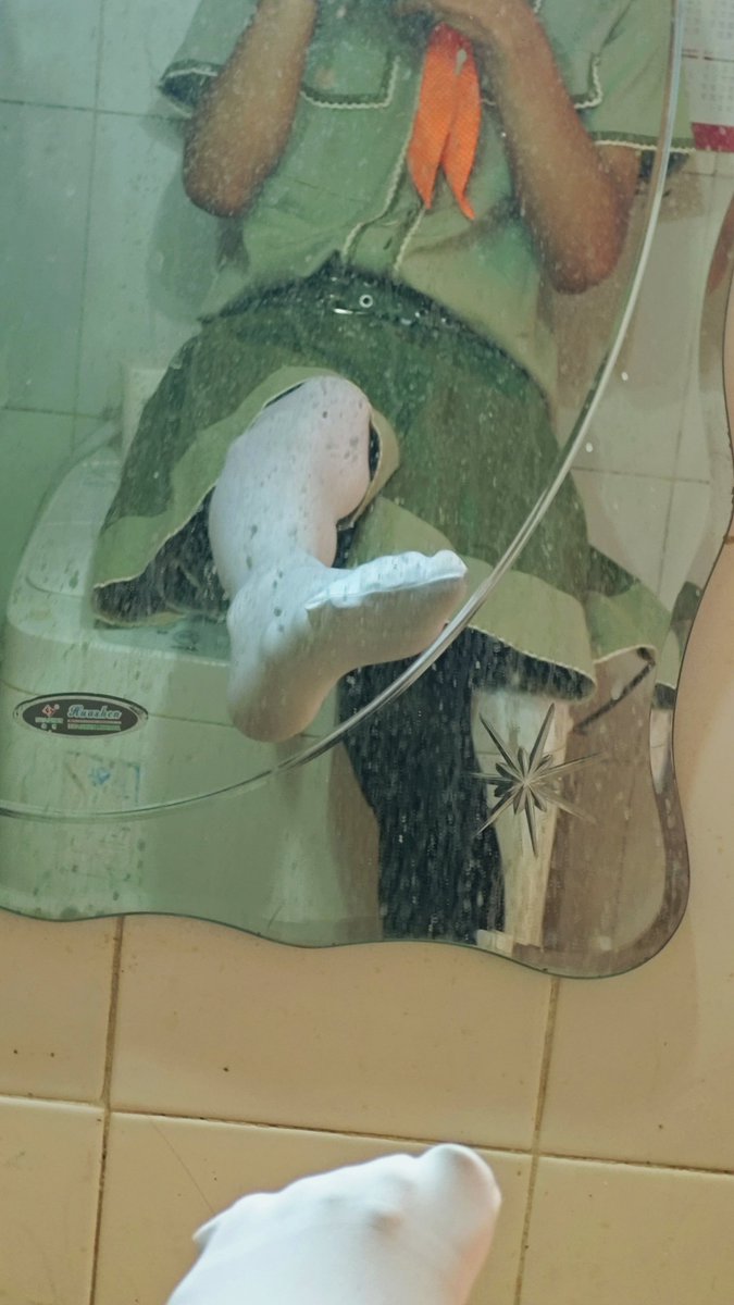 镜子怎么那么高😭拜托了洗衣机桑