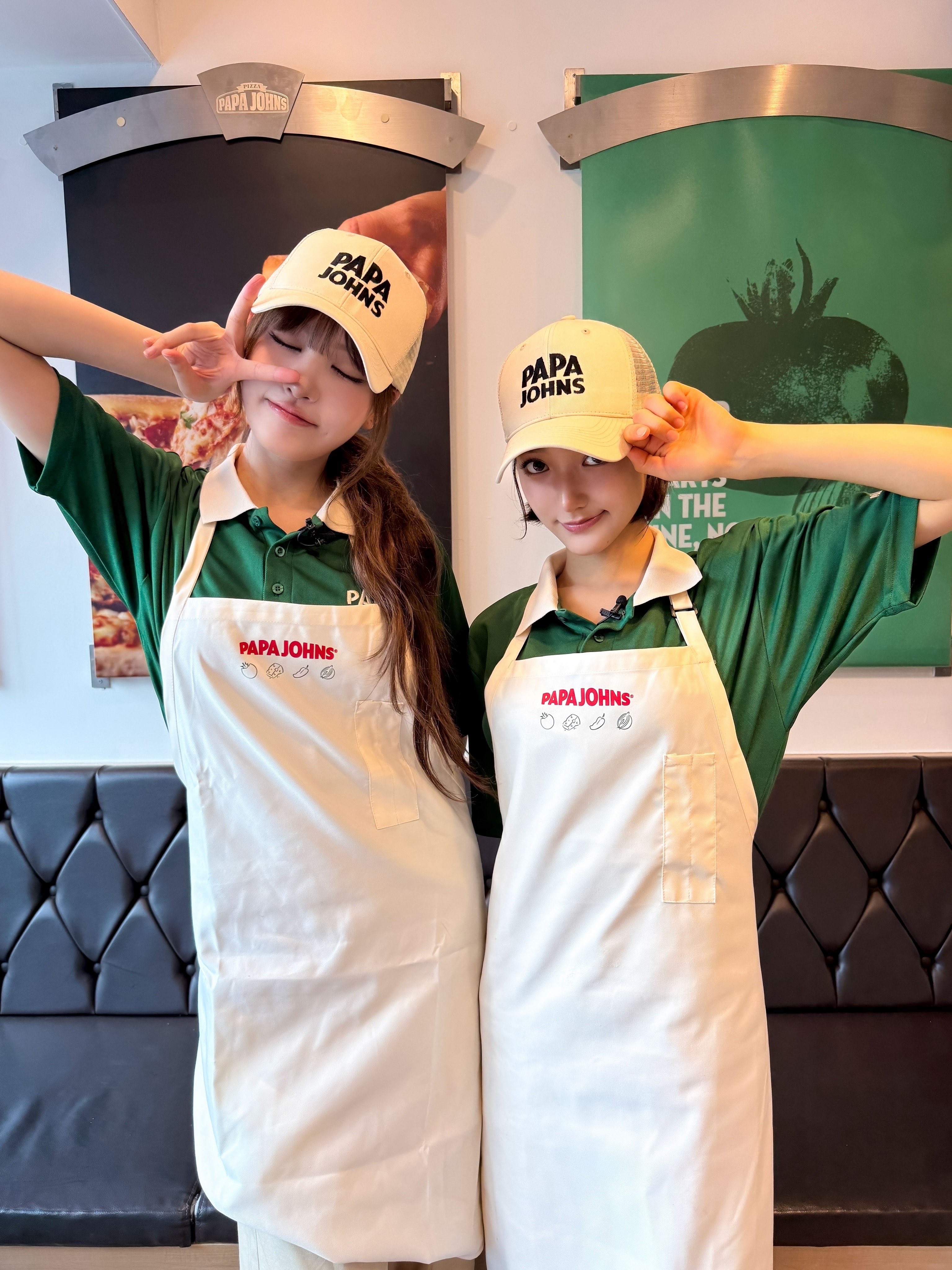 GzbyMScbcAAIJIF?format=jpg&name=4096x4096