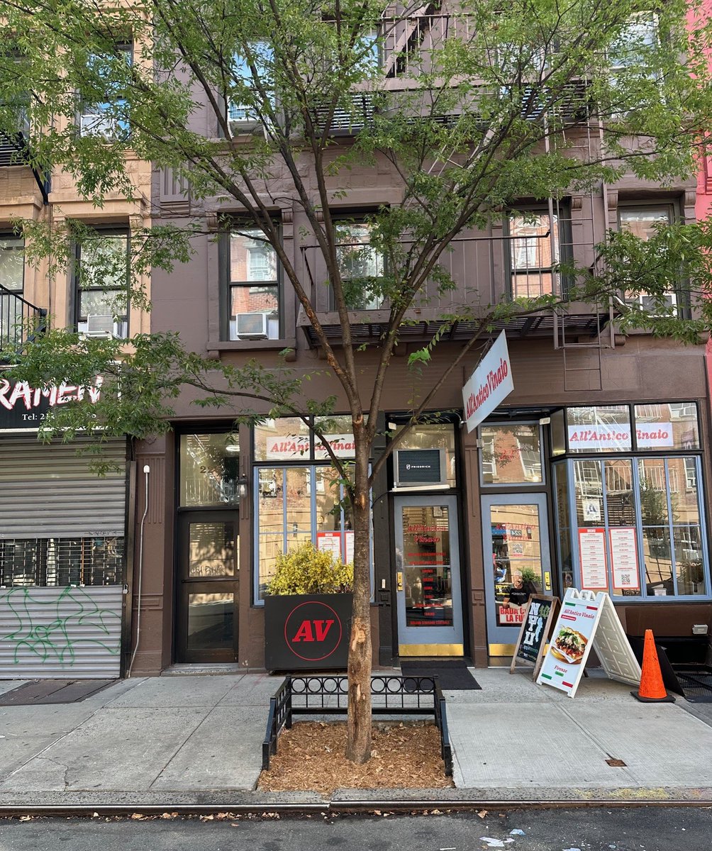 TreesNewYork's tweet photo. We repaired this #treebed as part of our #TreesWestVillage project. We removed the blocks, amended the soil, mulched, and our interns watered the #tree. We were delighted to return and see that someone installed a #treeguard - THANK YOU! https://t.co/KRzrPdF4f4