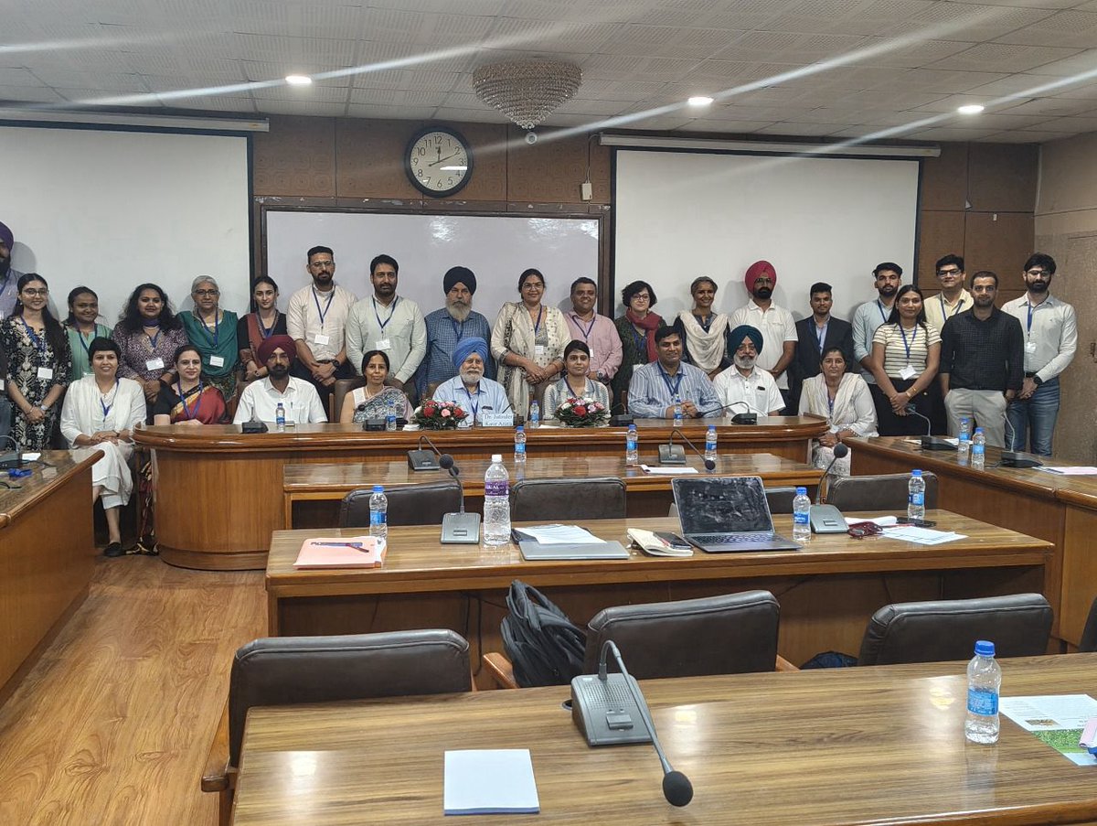 Dr. Jatinder Kaur  Arora.<a href="/JKAroraEDPSCST/">Jatinder Kaur Arora</a>  Advisor PI-RAHI, chaired session on ‘Deploying Technologies to Decarbonise Agriculture’ in the Roundtable Table on Sustainable and Smart Agriculture organized by Climate Compatible Growth (CCG) <a href="/ResearchCcg/">CCGResearch</a> . It’s being steered by Panjab