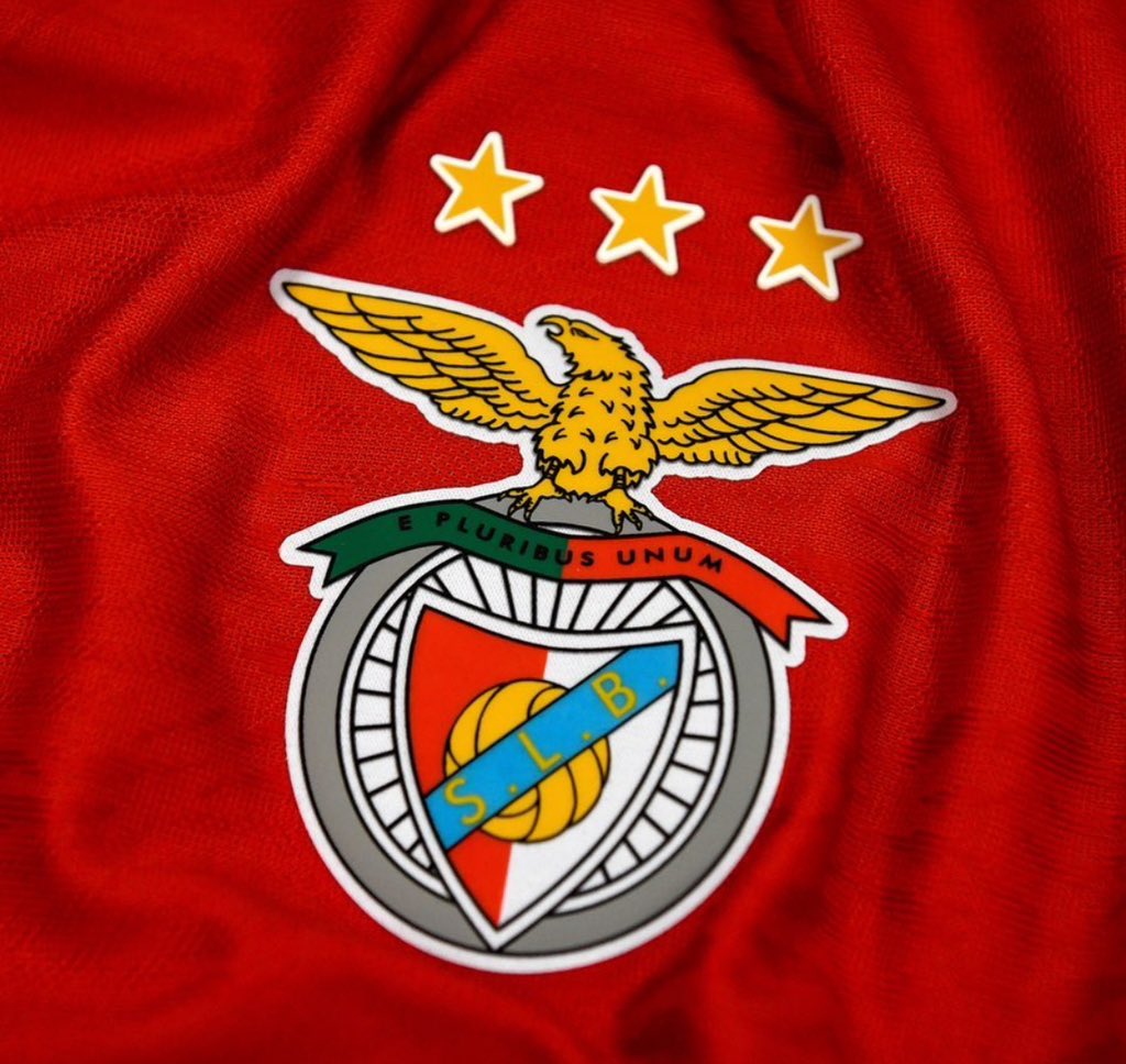 Diário de Transferências (@dtransferencias) on Twitter photo 🚨🚨 Georgiy Sudakov É REFORÇO do Benfica por uma verba entre os 25 e os 27 MILHÕES DE EUROS, avança o jornalista Bruno Andrade no <a href="/maisfutebol/">maisfutebol</a>.
O internacional ucraniano deve chegar a Lisboa esta sexta-feira, adianta a mesma fonte. 🚨🚨 Georgiy Sudakov É REFORÇO do Benfica por uma verba entre os 25 e os 27 MILHÕES DE EUROS, avança o jornalista Bruno Andrade no <a href="/maisfutebol/">maisfutebol</a>.
O internacional ucraniano deve chegar a Lisboa esta sexta-feira, adianta a mesma fonte.