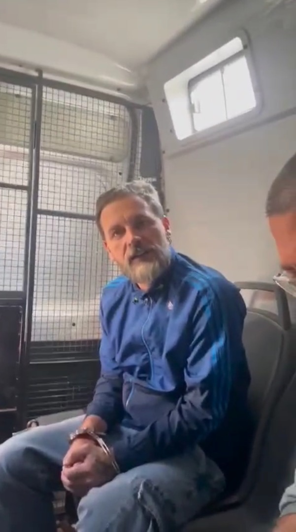 URGENTE!! 
DETUVIERON AL SECRETARIO GENERAL DE ATE CÓRDOBA!!

LLARYORA REPRIMIÓ Y ENCARCELÓ A 15 DIRIGENTES POR RECLAMAR ALIMENTOS!!

El Gobernador de Córdoba <a href="/MartinLlaryora/">Martín Llaryora</a> acaba de detener al Secretario General de ATE en la provincia, Federico Giuliani, junto a otros 14