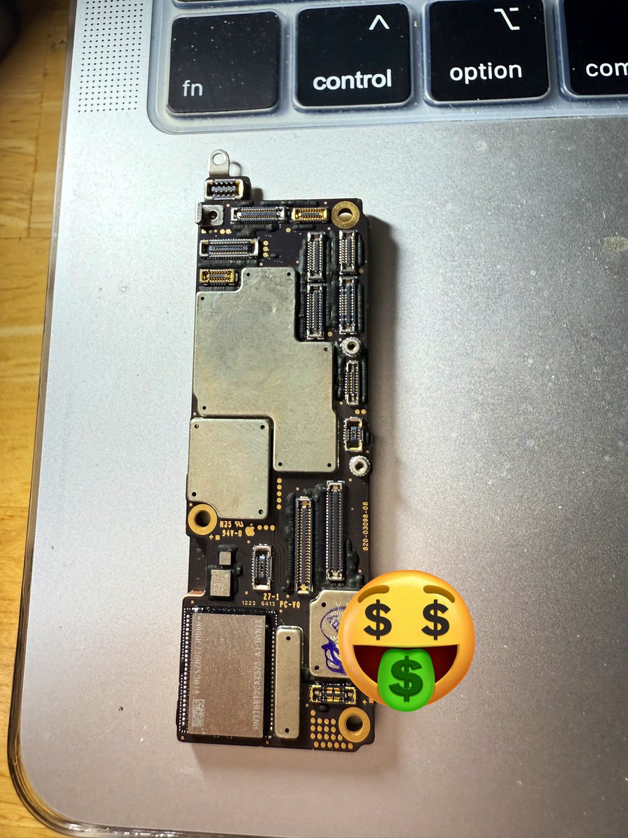 realunlocks's tweet image. iPhone15pro CPFM01 
switchboard ios17.0