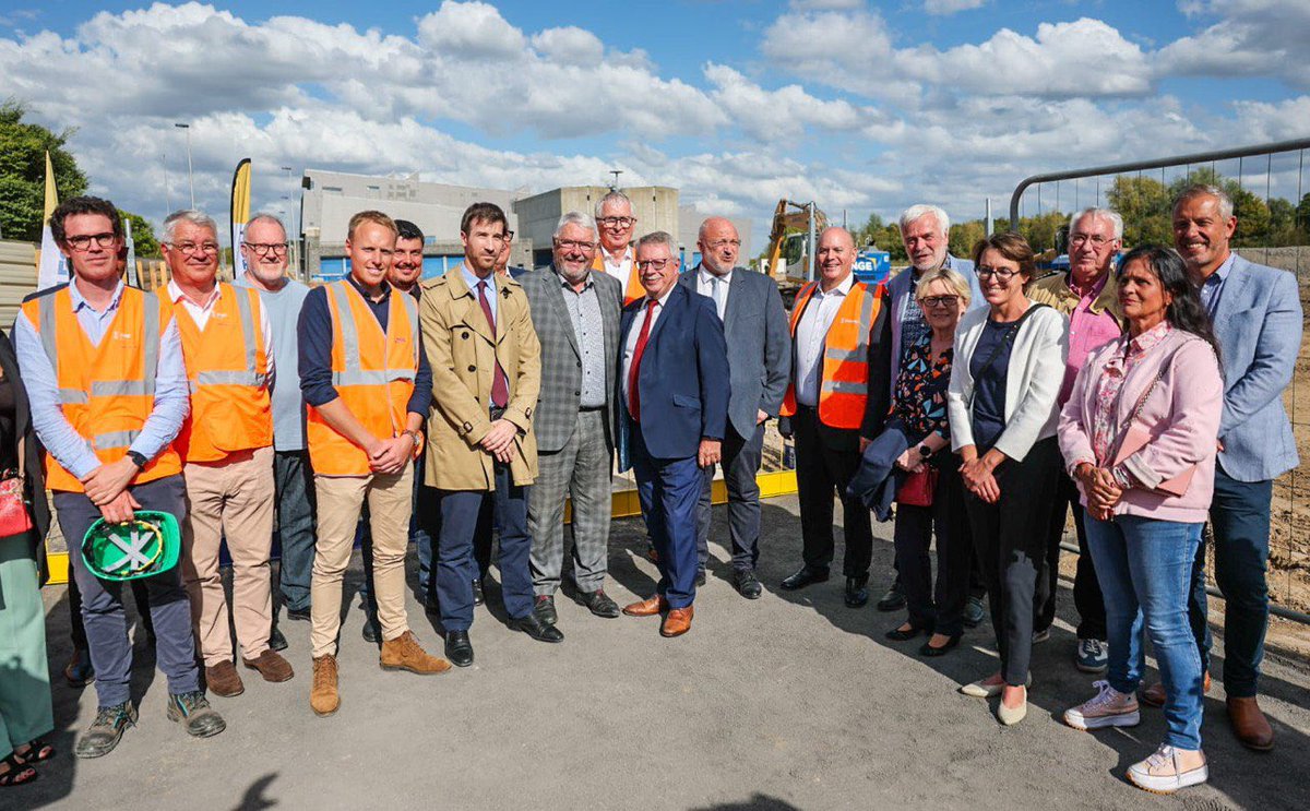 Avec Alain Bézirard, Jean-Philippe Andriès et Dominique Baert, nous imaginons l’une des plus grandes stations d’épuration à énergie positive de France. 200 M€ investis à Wattrelos - Leers par la <a href="/MetropoleLille/">Métropole Européenne de Lille</a> pour un chantier exemplaire, alliant écologie et innovation.