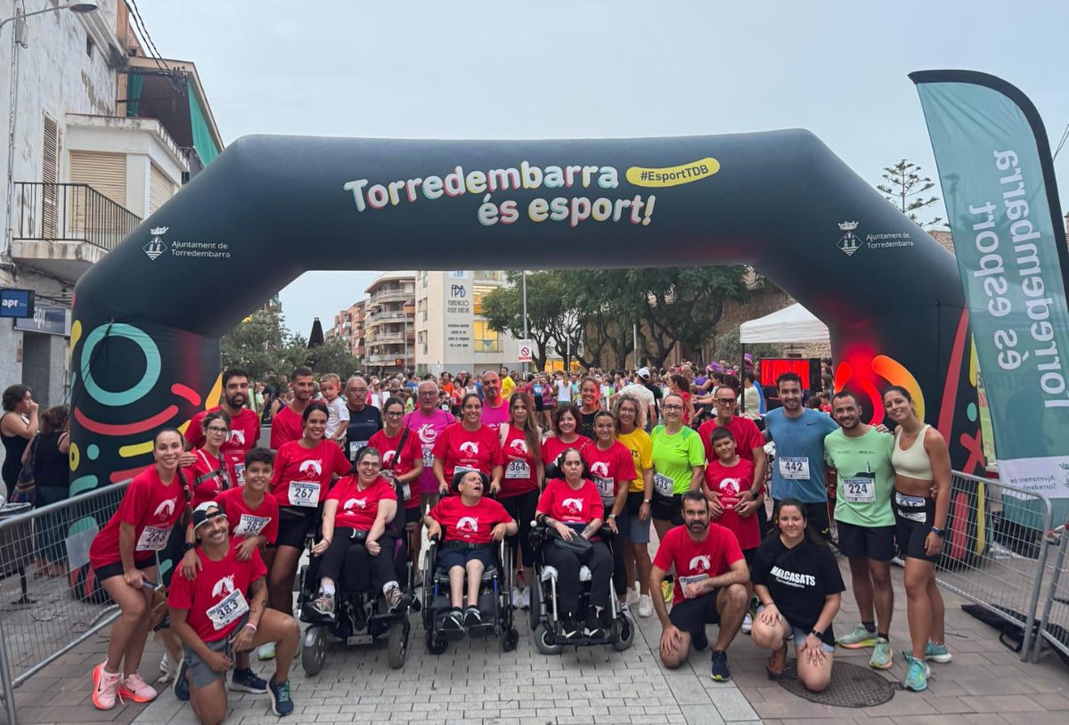 💸La cursa solidària dels <a href="/BalldeMalcasats/">Ball de Malcasats</a> recapta 3.100 euros per a La Muntanyeta
💪Els <a href="/nois1975/">Nois de la Torre</a>, l'entitat amb més participants i <a href="/berta_castells/">Berta Castells</a>, la més ràpida de l'<a href="/AjTorredembarra/">Aj. de Torredembarra</a> 
➡️ ona-latorre.cat/news/la-cursa-…