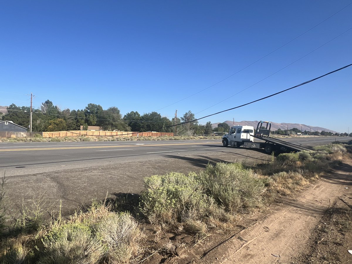 NVStatePolice's tweet photo. Traffic Alert: Sparks NV- 

8/28/25 8:30 a.m., State Route 445 (Pyramid Highway) is closed in both directions between Eagle Canyon Dr. / La Posada Dr. and Egyptian Dr. / Sunset Springs Ln.

This is due to a two vehicle injury crash. During the crash a power pole was struck, dropping power lines across the highway. 

The highway closure is expected to last for 7 to 8 hours. 

Please avoid the area and plan ahead.