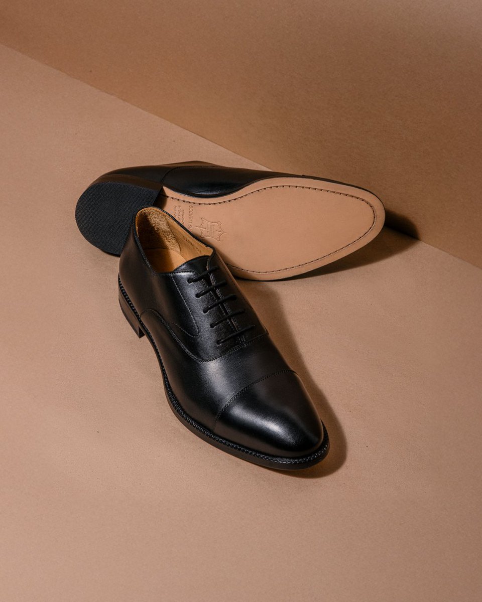What makes a classic men’s shoe style? 

Timeless design, clean lines, premium materials, sleek contours and expert craftsmanship. 

beckettsimonon.com/collections/sh…

Give yourself an early Labor Day reward with 2 pairs of elegant shoes for only $359.