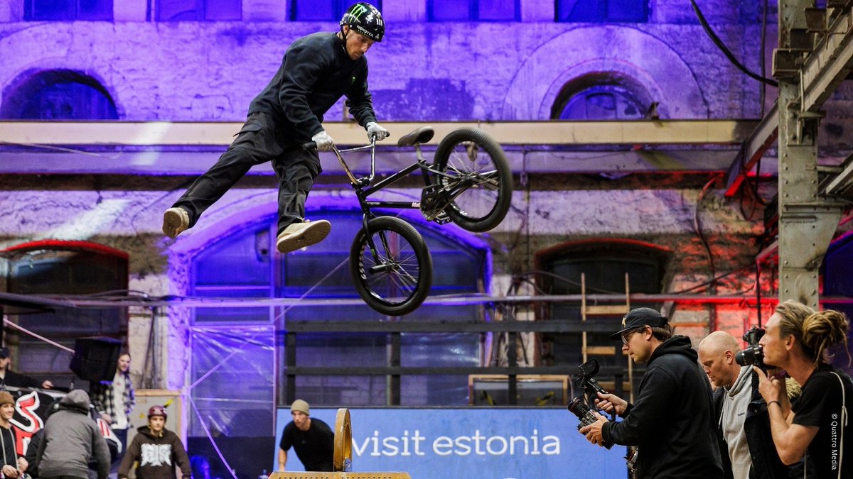 FreeLiveSports tweet media