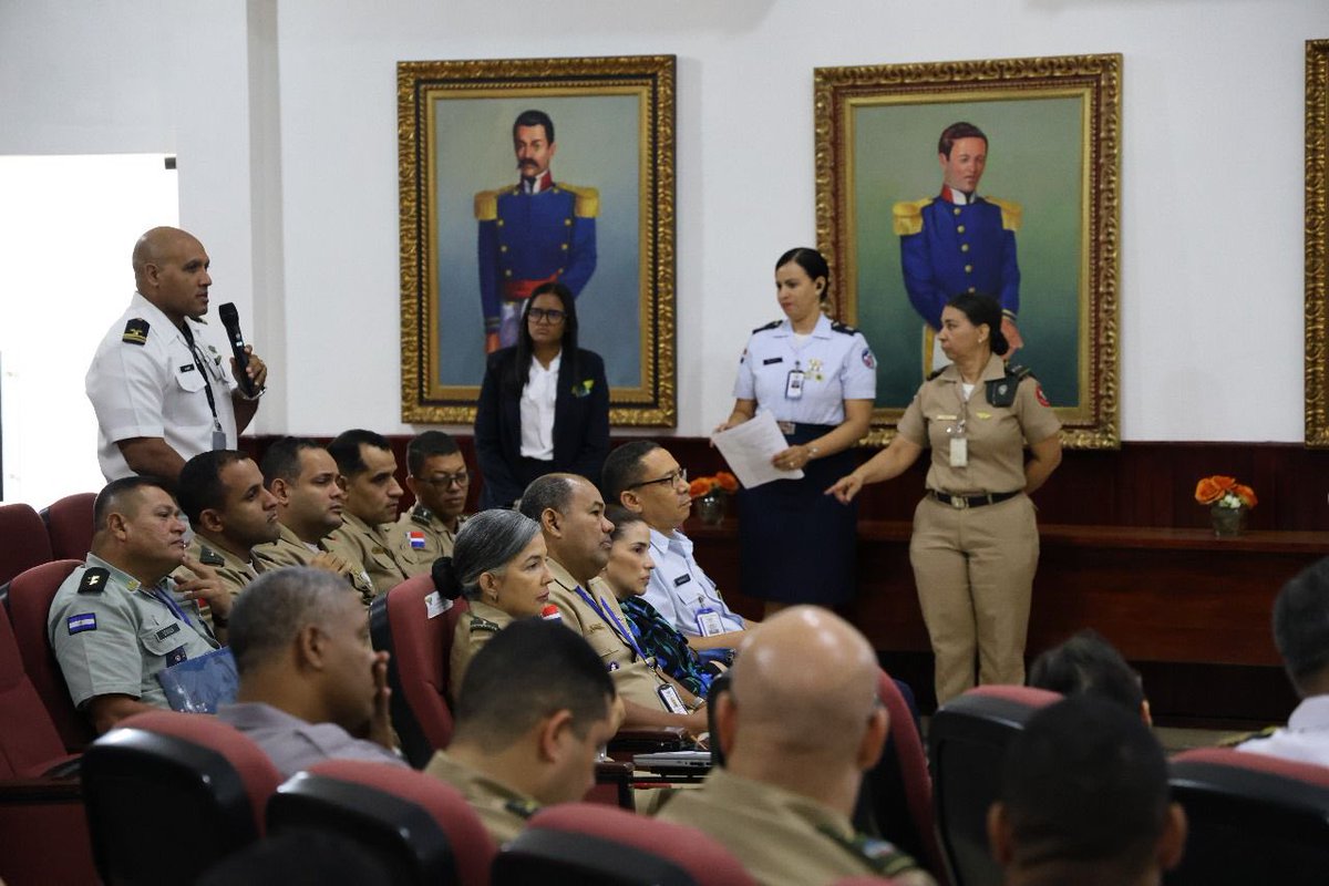 UNADE_RD's tweet image. Ética, formación continua e innovación con propósito: pilares de la UNADE para una educación superior al servicio de la defensa nacional. Gracias a toda la comunidad que hizo posible esta gran jornada.
#FeriaDeInnovación2025