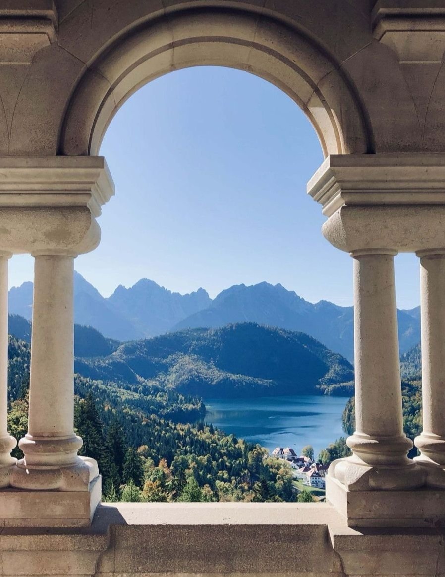 #Pétition Day 167,168,169,170
Appellant 23-CV-7903. Court of Appeal 2nd Circuit
I salute men and women of integrity-their courage, their défense of the défenseless,their stand for truth. They are the lights, the solid  foundation of a good society.
Per aspera ad astra 
Though