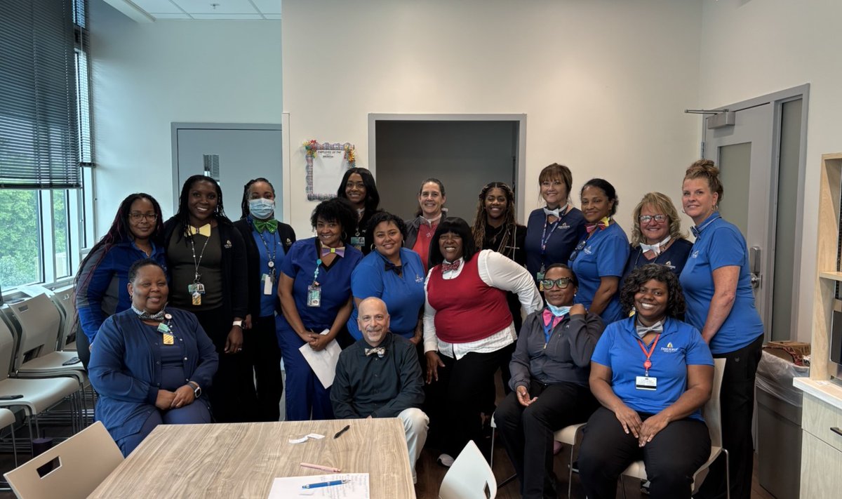 National Bow Tie Day 🎀👔
You will always find our president, Dr. Steven Kravet, sporting his iconic bow tie. During his recent visit to our Charles County practice, the team surprised him with bow ties of their own! 👏