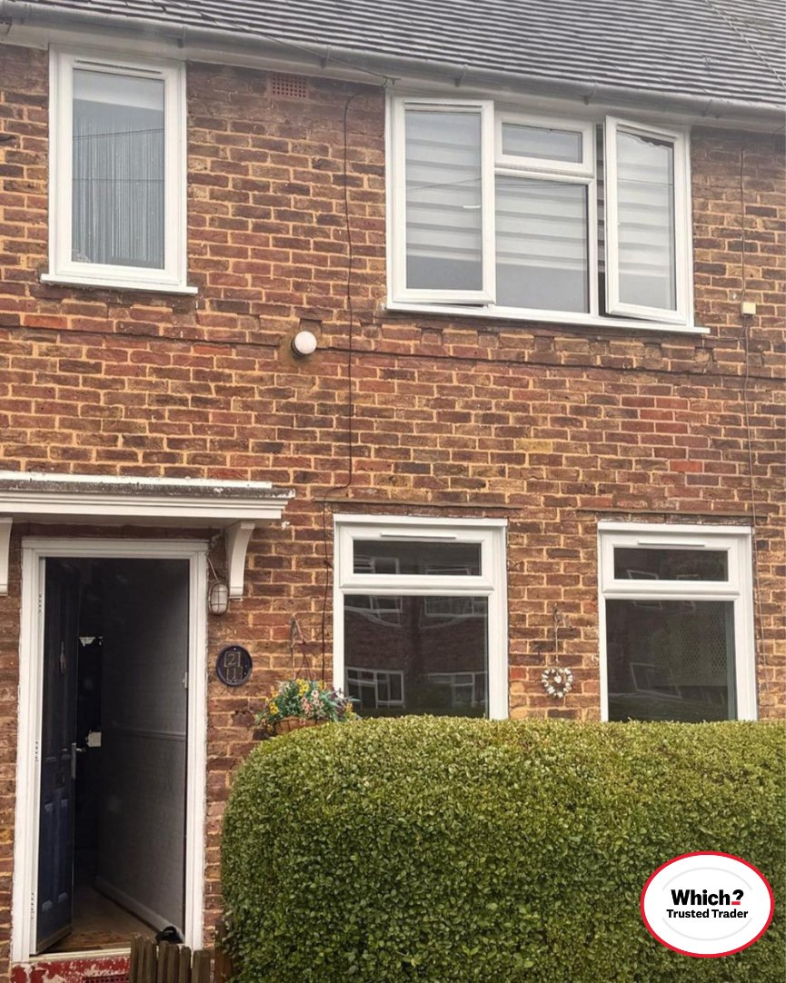WembleyWindows's tweet image. A full set of crisp white uPVC casement windows transforms this brick-fronted home into a brighter, more energy-efficient space 🏡✨

Whether upstairs or down, these windows deliver both style and practicality, making them an ideal choice for modern living.

#WembleyWindows #uPVC