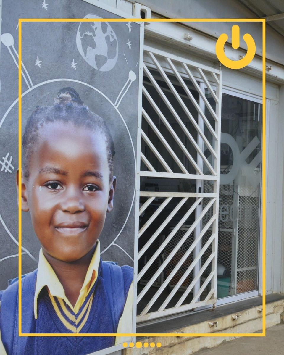 Computer_Aid's tweet image. 🤩 Our Solar Community Hubs bring tech access &amp;amp; teacher training to underserved communities. By empowering educators, we impact hundreds of students with tailored digital learning. 💛 Learn more: computeraid.org/solar-communit… 
 #ComputerAid #SolarHub #DigitalInclusion