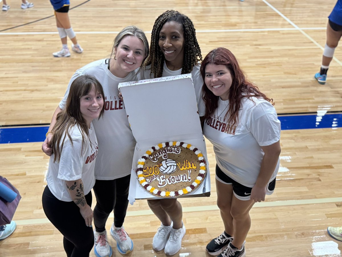 💯  CONGRATS TO OUR COACH 💯 

Our fearless leader, <a href="/CoachBrownCWHS/">Ally Brown</a> earned her 100th win! Your determination and work ethic shines through in all you do and the lives you touch. Thanks, Coach! #WeAre212