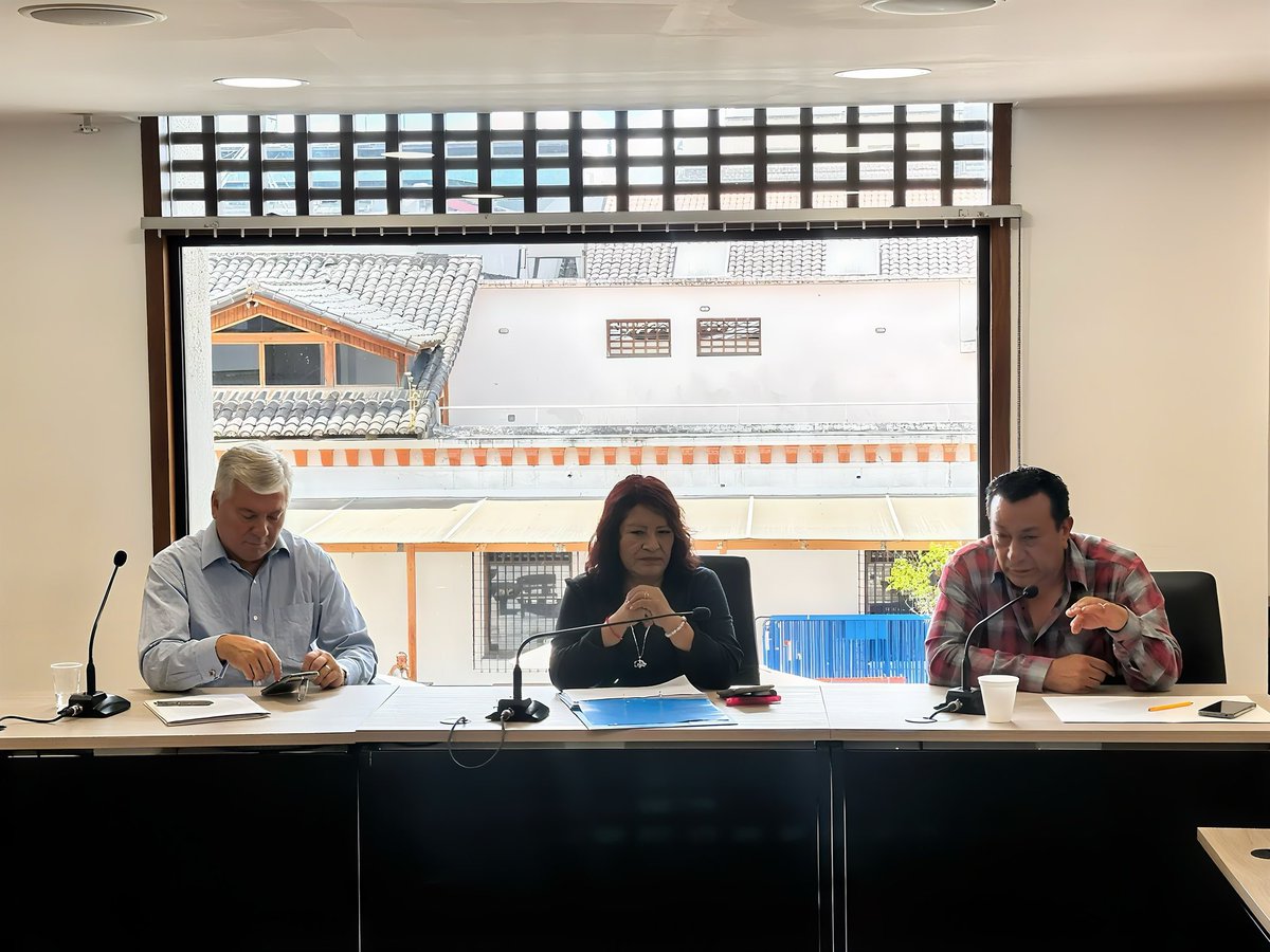 📌Sesión No. 003 Extraordinaria de la Comisión de Vivienda y Hábitat.🔵🔴
#gabrielnoroñaconcejal
#SomosRuralidad
#SesiónDeComisión