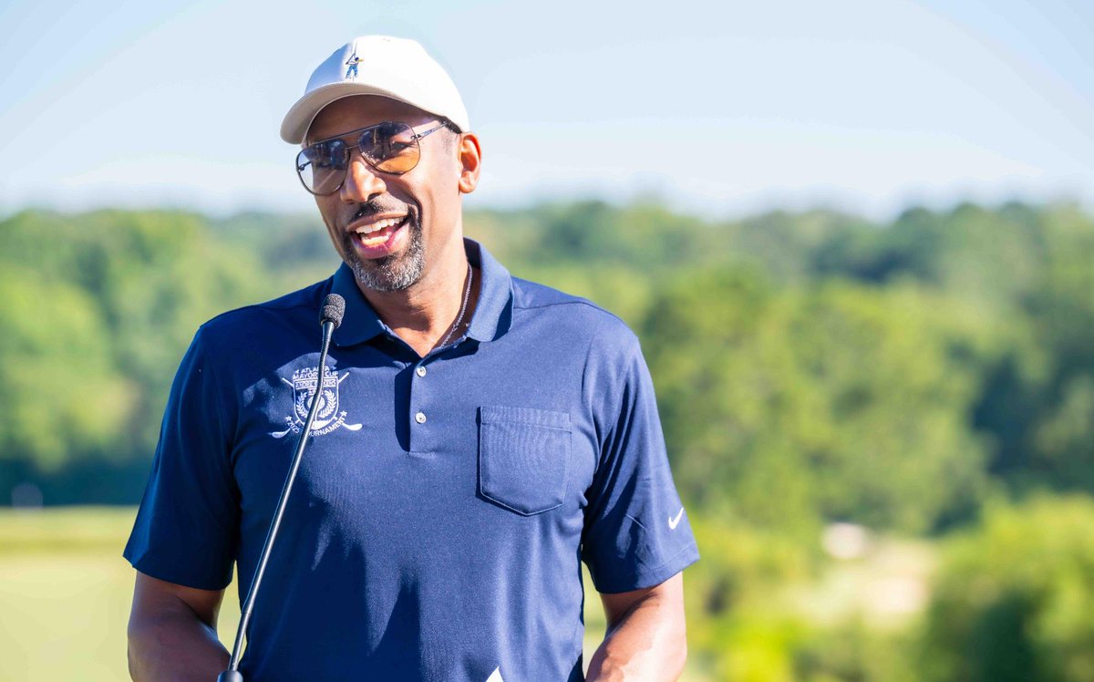 CityofAtlanta's tweet image. Atlanta, yesterday Mayor Andre Dickens hosted the 2025 Mayor’s Golf Cup ⛳️! Together, we raised over $175K for the Mayor’s Youth Scholarship Program—helping even more young Atlantans pursue higher education. Learn more at ATL.Direct. #TheMayorsGolfCup #MYSP