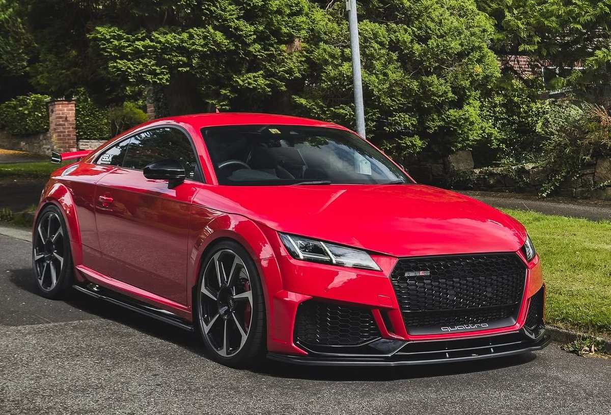 Car Pxrn tweet media