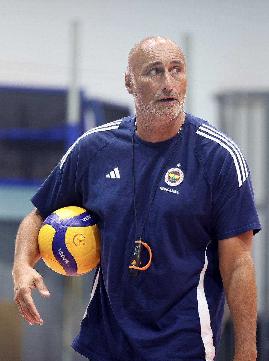 FBvoleybol's tweet image. Fenerbahçe Medicana Kadın Voleybol Takımımız, yeni sezon hazırlıklarına devam ediyor! 💛💙
#SarıMelekler