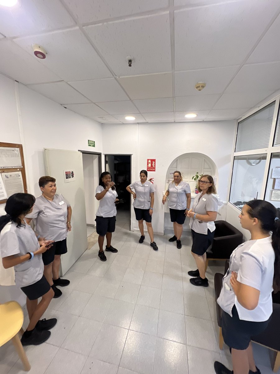 Isanyela García (@isanyelagarcia) on Twitter photo Our colleague Luz led a training session on the correct use of the device ✨ Because at the end of the day, the most important thing is that we all shine together! #sunsetharbourclub <a href="/Radha_dadlani/">RadhaDadlani</a> Our colleague Luz led a training session on the correct use of the device ✨ Because at the end of the day, the most important thing is that we all shine together! #sunsetharbourclub <a href="/Radha_dadlani/">RadhaDadlani</a>