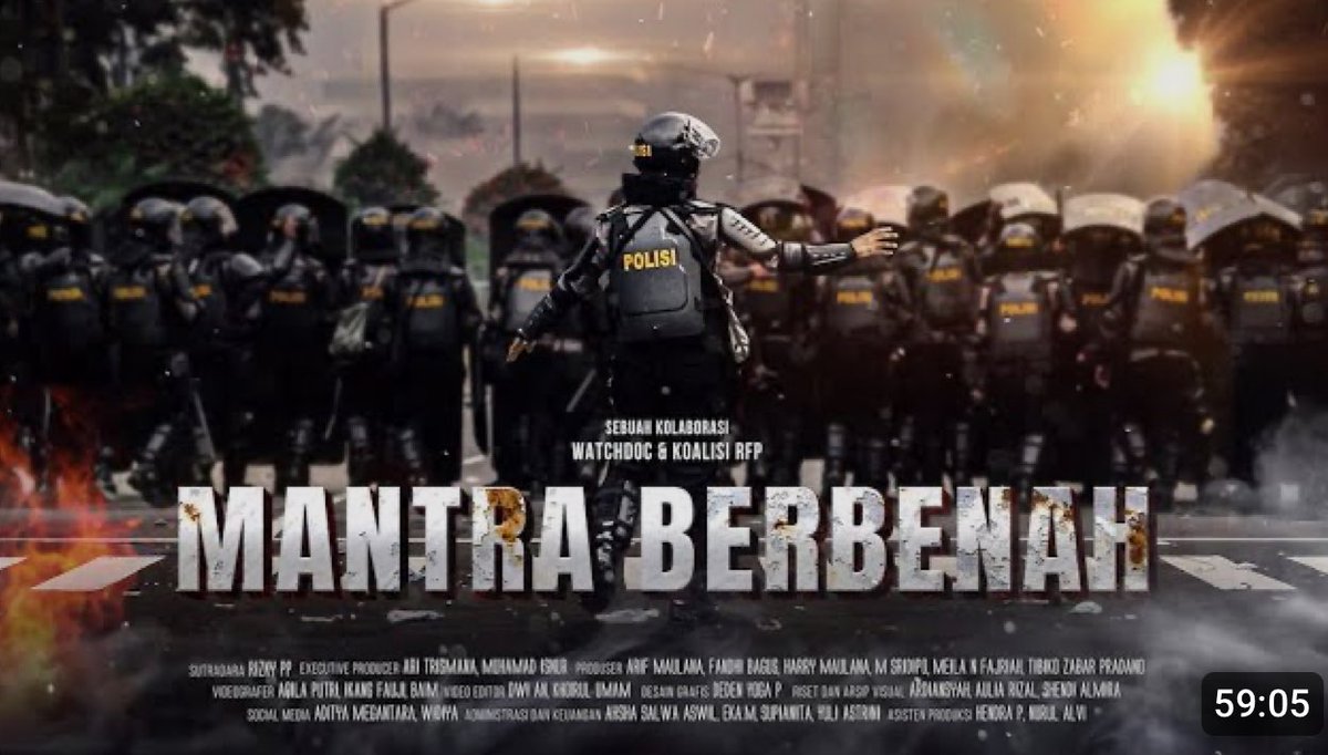 ari_trismana's tweet photo. Kekejaman polisi bukan hari ini saja terjadi. Keberingasannya seolah telah jadi tradisi. MANTRA BERBENAH merekam bagaimana institusi yang semestinya menjaga hukum justru jadi perusak hukum! 
https://t.co/U0LWVyvlcw https://t.co/ufWvNE9P75