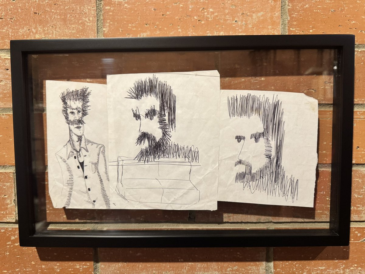 RAMIROMENESES (@ramiromeneses) on Twitter photo Muy pronto exposición en CASA PLÁSTICA y así los ve de cerca y conmigo. Muy pronto exposición en CASA PLÁSTICA y así los ve de cerca y conmigo.