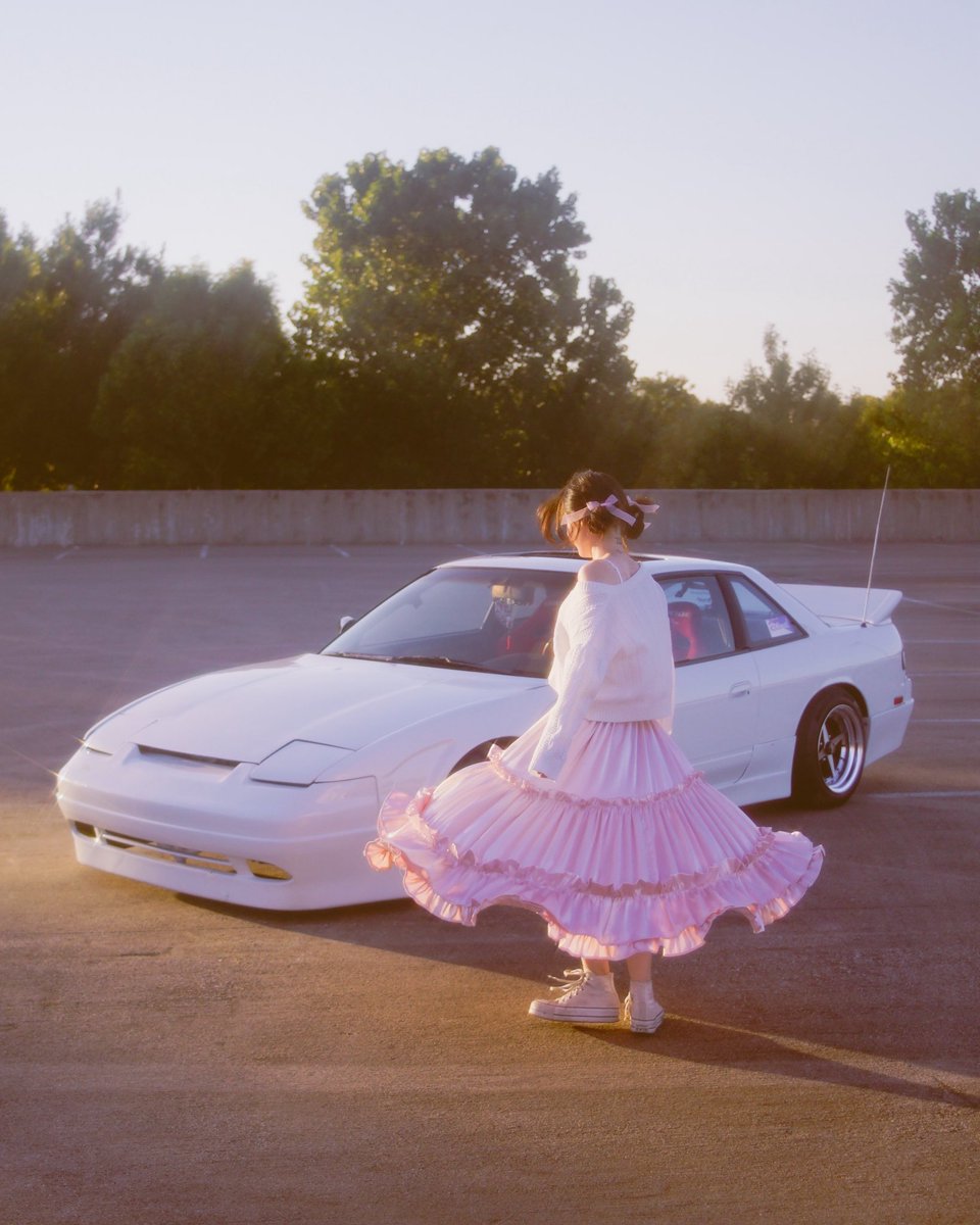 surelyaghost's tweet image. i live to love you