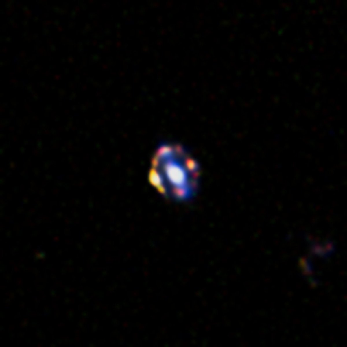 HUBBLE_space's tweet image. Our #HubbleTopImage features a distant gravitational lens! 🔍

The circle of light in this image is formed by the light of a distant starbursting dwarf galaxy being projected and magnified by the gravity of a nearer galaxy. 1/3