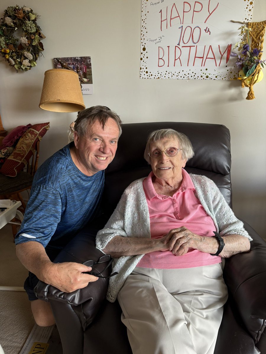 Today is a great milestone in my family. My mom turns 100 today! 🎂💥❤️👏🇨🇦 she leads an independent lifestyle which is amazing.