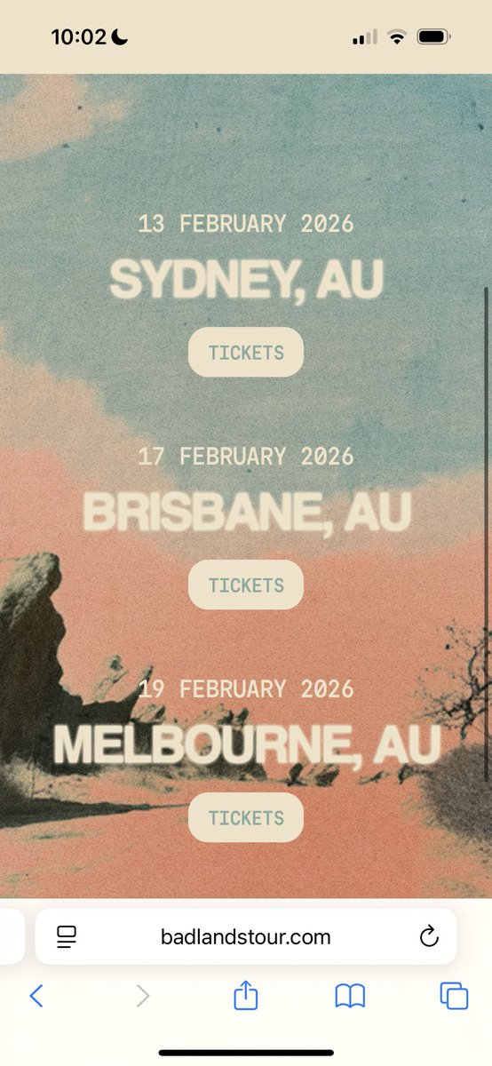 phoebs 🦋🌈 tweet media