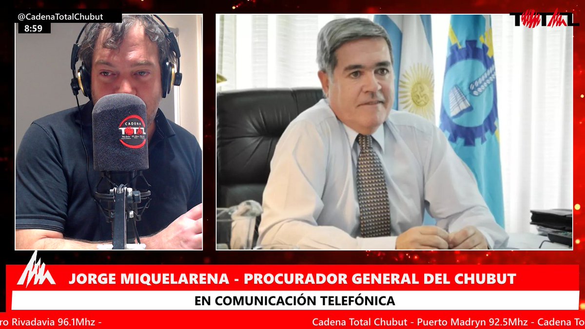 #EmergenciaClimatica

🎙️ <a href="/jlmiquelarena/">Jorge L Miquelarena</a> ¨En medio de una emergencia climática aparecieron delincuentes que se aprovecharon de los vecinos de #Comodoro ¨

👉Funcionarios y empresarios ¨llevaron agua para su molino¨👈