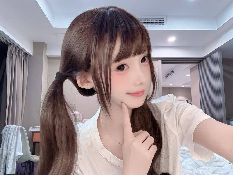 李欣儿fo tweet media