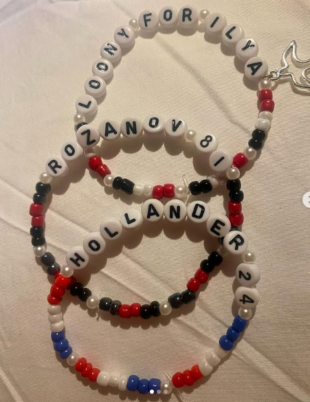 I was gifted some very cute friendship bracelets today! 🥰
#newauthor  #selfpublishing #authorsupportingauthor