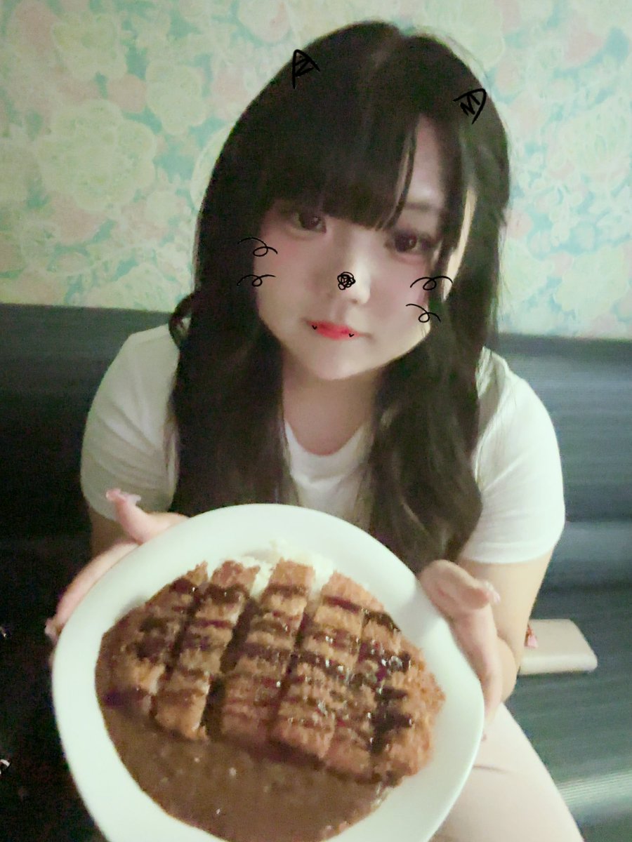 このまえむくさんとカラオケ行った🎤