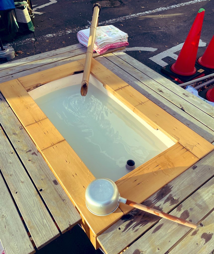 ちなみに
これまで私がスクラップ材から製作したものの代表作

①リング
②ゴング
③チャンピオンベルト
④足湯用のお風呂