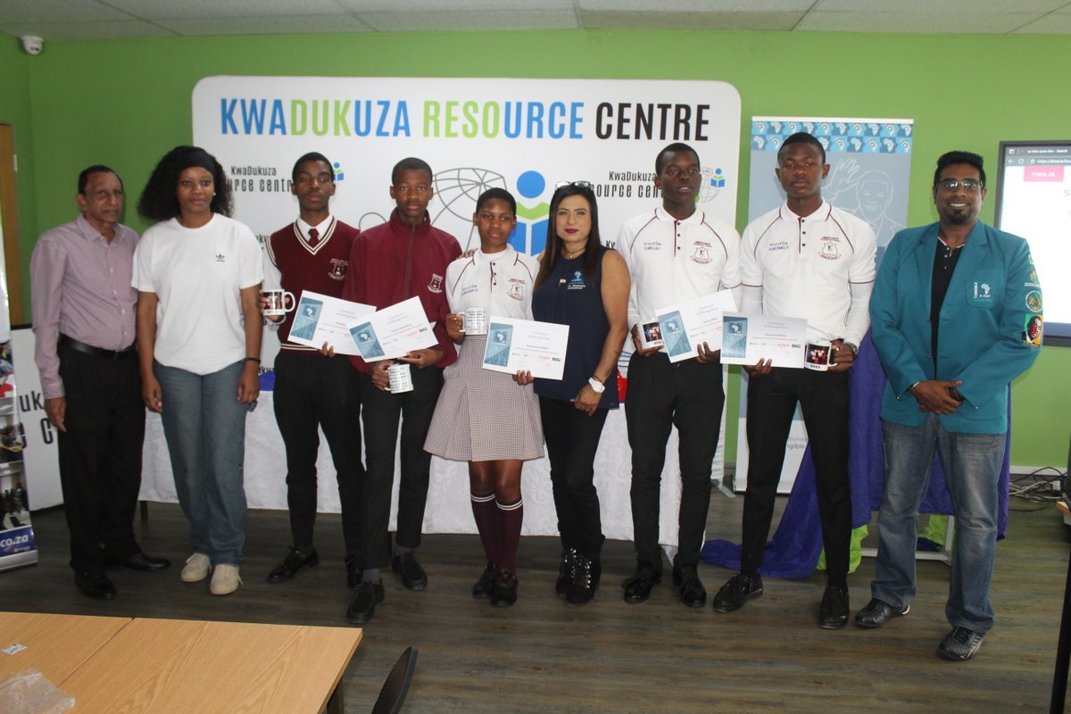 LuthuliWalk2019's tweet image. 🚨 Big News from iLembe District! 🚨 Four amazing schools are repping us at the #Coding4Mandela National Coding Tournament! 💻🎉 With 120 teams across South Africa, learners will battle for top spots in three categories. Good luck to all! 🙌💡 #Coding4Mandela