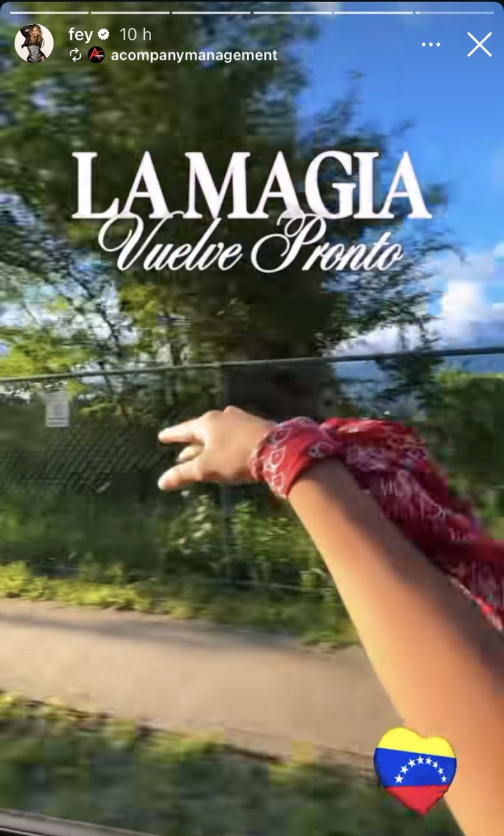 MÚSICA. Fey, la cantante mexicana, quien puso a muchos a vestirse como ella y a cantar "Azúcar amargo", "Media naranja" y "Subidón", publicóen su cuenta de Instagram una campaña de intriga que sugiere que regresa a Venezuela para cantar... en la Concha Acústica de Bello Monte