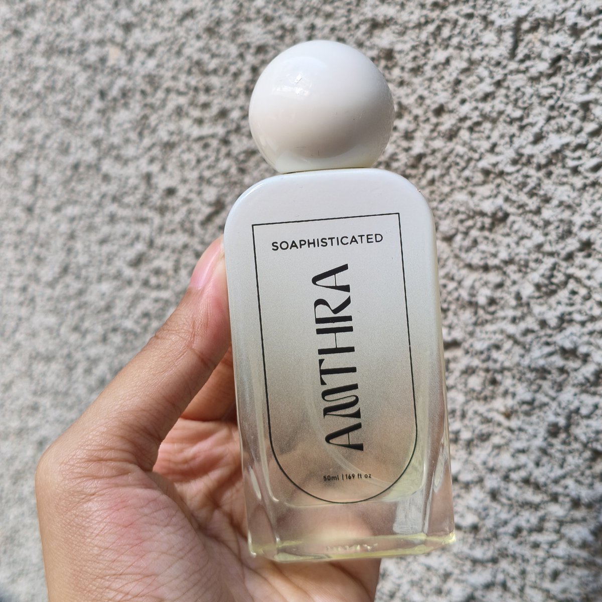 my YES in parfum: fresh, soapy, flowery scents for daily! from LOKAL brand 🇮🇩

Amthra - Soaphisticated 🫧💐