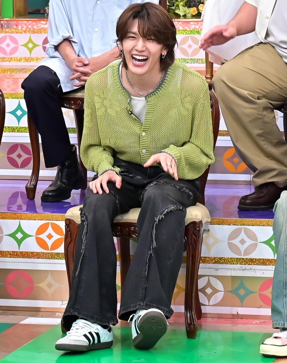 スニーカー‼️わたしも‼️お揃い‼️持ってる‼️
スタイリストさんさんきゅう‼️