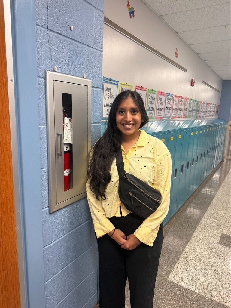 We still have excitement from our Encore Entrance where we were able to greet our new and returning students and families. We're off to a great school year! #Belonggrowsucceed #AACPSAwesome