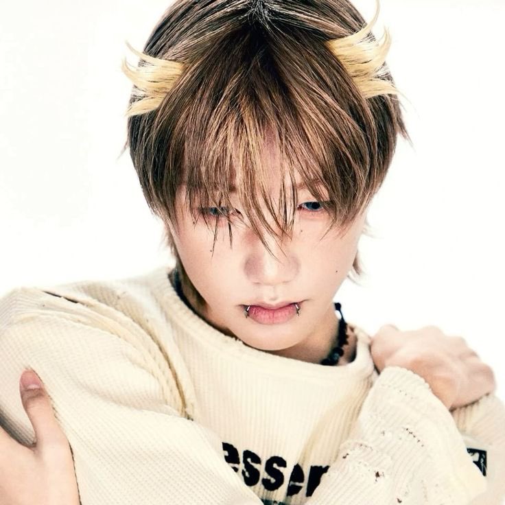 yeonbinyuri's tweet image. 🪽     . . .⠀⠀꒰ #promotwt ꒱

        ⁺　.⠀ angel⠀⠀15 (09)⠀⌒₊˚ ❤︎ ⠀ 
          he   ノ⠀him .⠀⠀-13 &amp;amp; shedtwt dni ︵ han hyuka sehyuk &amp;amp; jongseob luvr
⠀⠀ #p1htwt #txttwt #skztwt #1versetwt #dragonponytwt #shineetwt #kpoptwt

         ⠀⠀⠀♡ or ↻ to be moots .ᐟ