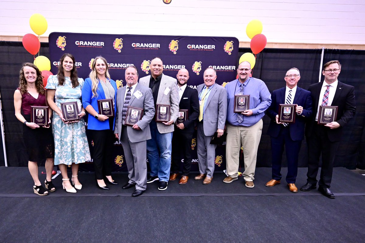 I had the distinct pleasure of shooting the <a href="/ferrisathletics/">Ferris Athletics</a> Class of 2025 Hall of Fame Dinner held last night.