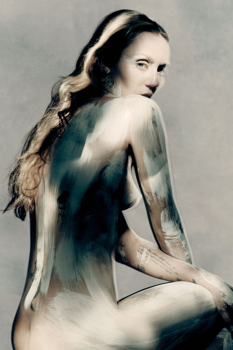 MILEY CYRUS, FACE OF MARGIELA.