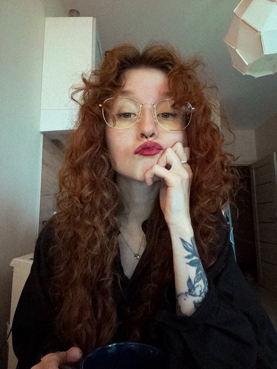 С самого утра на созвонах, у вас как дела?