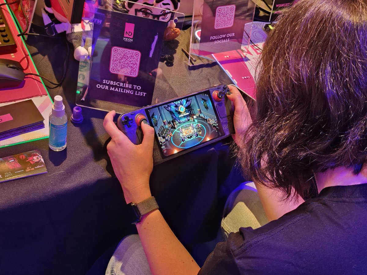 Stutsies's tweet image. #Gamescom was nuts! 🫡