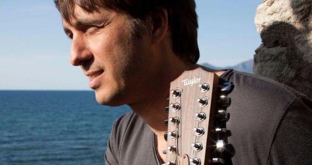 Gilles_Simeoni's tweet image. À te, caru Stè, l’amicu di ghjuventù è di tante stonde scumpartute ; 
à te, aduratu da i toii oramai urfagni di a to presenza è di u to surrisu ;
à te, u pueta è artistu chì campava d’amore, di fratellanza è di libertà.
Simu in giru à te, è à fianc’à i toii.