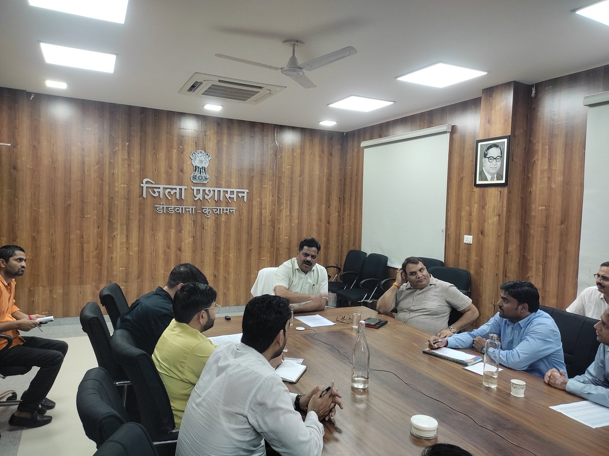 District Collector & Magistrate-Deedwana Kuchaman (@dmdeedwanakucha) on Twitter photo जिला कलक्टर की अध्यक्षता में आयोजित हुई जिला परिवेदना समिति की बैठक
बकाया भुगतान के संबंध टीपीए अधिकारियों को दिये निर्देश
<a href="/RajCMO/">CMO Rajasthan</a>
<a href="/DIPRRajasthan/">सूचना एवं जनसम्पर्क विभाग, राजस्थान सरकार</a>
<a href="/mahenkha/">Dr Mahendra Khadgawat</a> जिला कलक्टर की अध्यक्षता में आयोजित हुई जिला परिवेदना समिति की बैठक
बकाया भुगतान के संबंध टीपीए अधिकारियों को दिये निर्देश
<a href="/RajCMO/">CMO Rajasthan</a>
<a href="/DIPRRajasthan/">सूचना एवं जनसम्पर्क विभाग, राजस्थान सरकार</a>
<a href="/mahenkha/">Dr Mahendra Khadgawat</a>