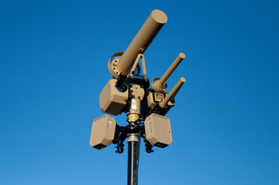 SKANDAL!  Przetarg Straży Granicznej ustawiony pod jednego zagranicznego dostawcę?! 

Czy to możliwe, że państwowa instytucja celowo tak napisała specyfikację przetargu, by wykluczyć polskie firmy i otworzyć drzwi tylko dla izraelskiego giganta "RADA" Electronic Industries?!