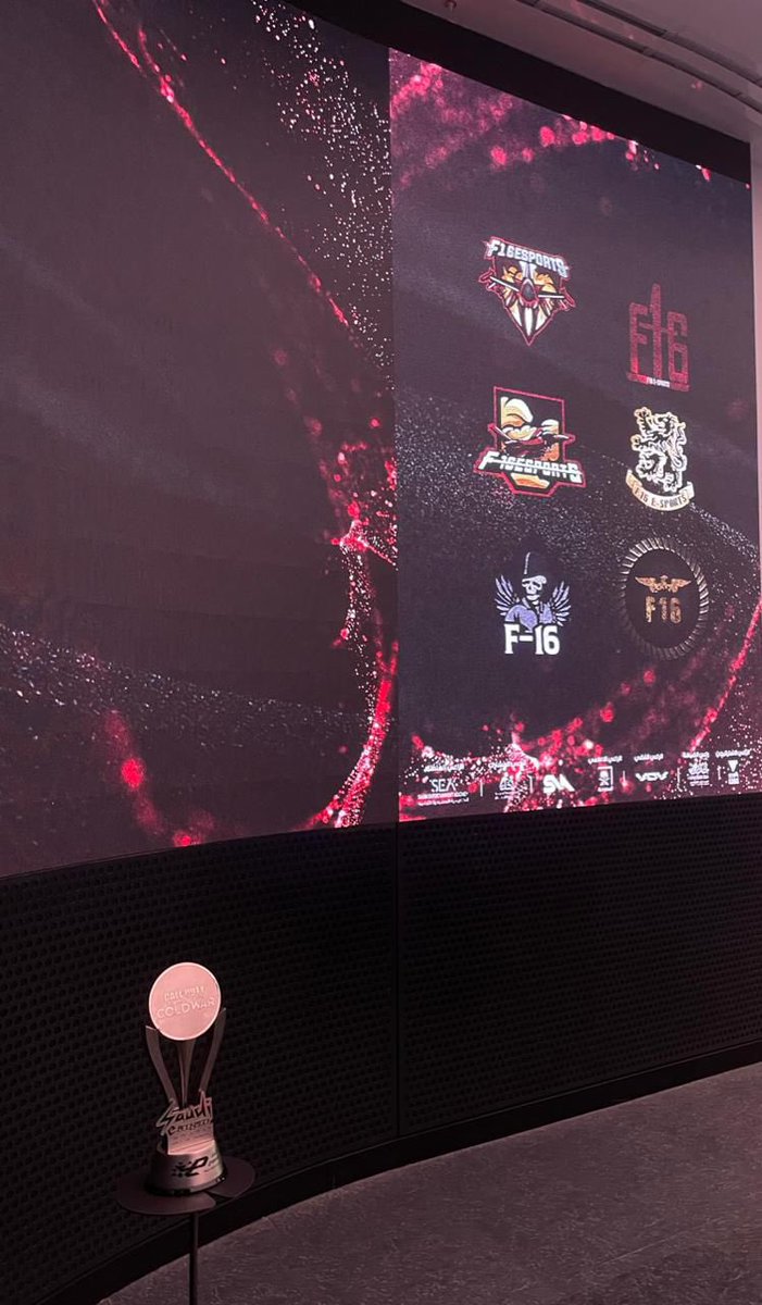 👦

✈️🔥 #F16Fighters