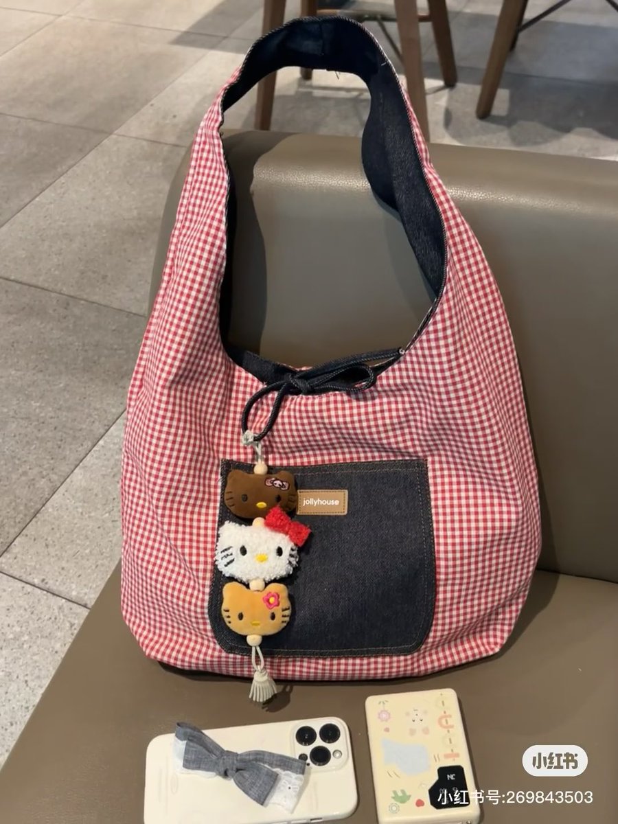 myorensarea's tweet photo. large capacity totebag 

a thread https://t.co/YU8itmn1Sl